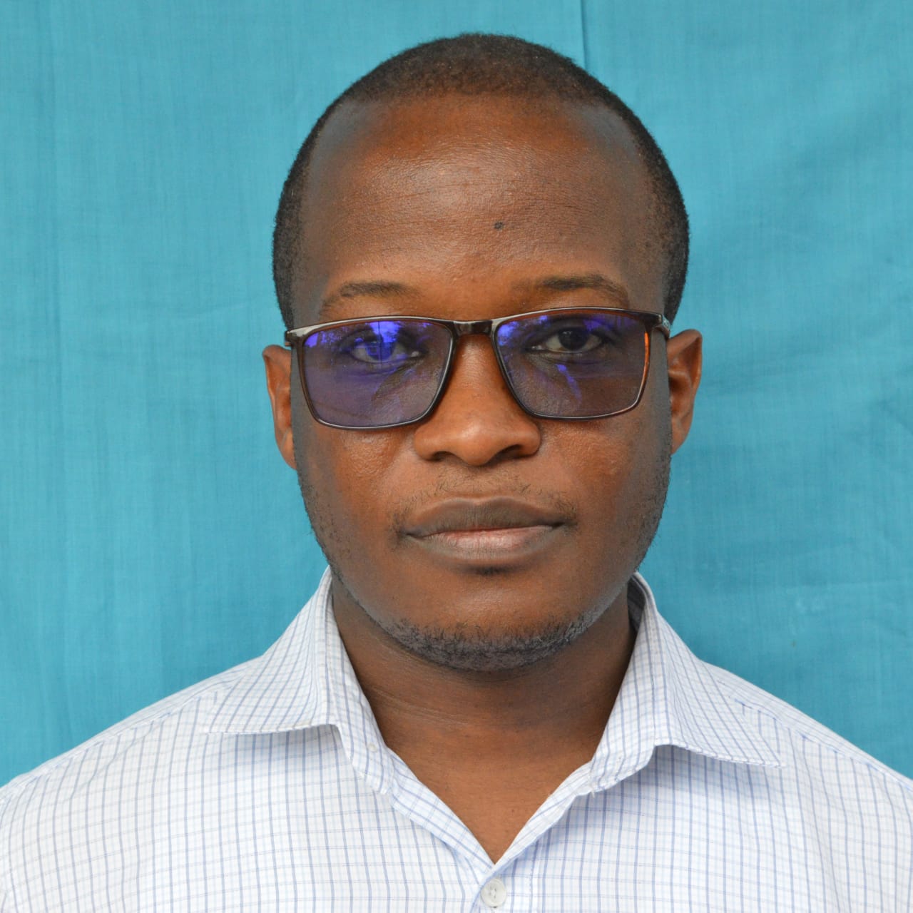 DR AMEDEUS VENANCE MARO